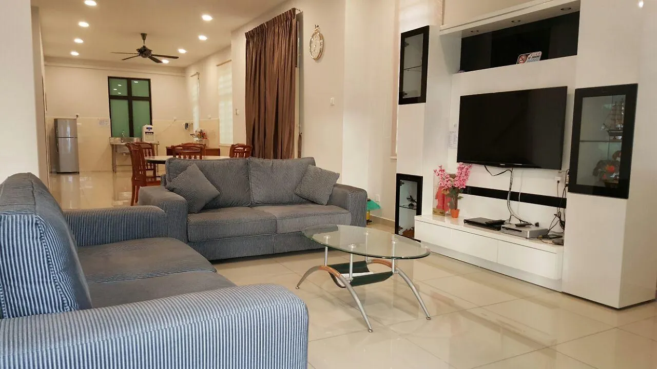 Woon Homestay باليك بولاو ماليزيا